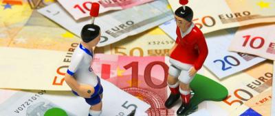 joueurs foot billets banque euros